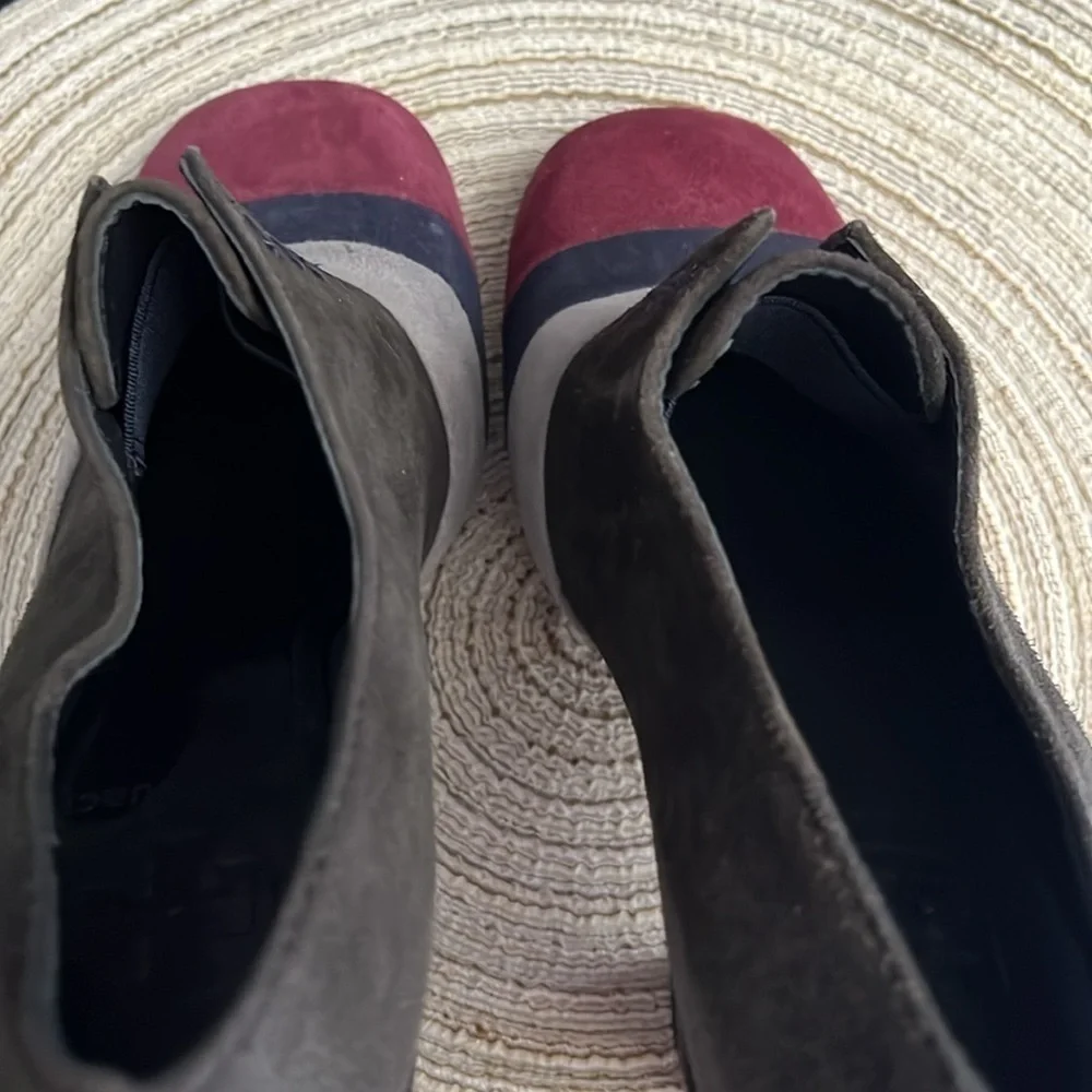 Tory Burch‎ Suede leather colorblock pattern pumps heels sz 6